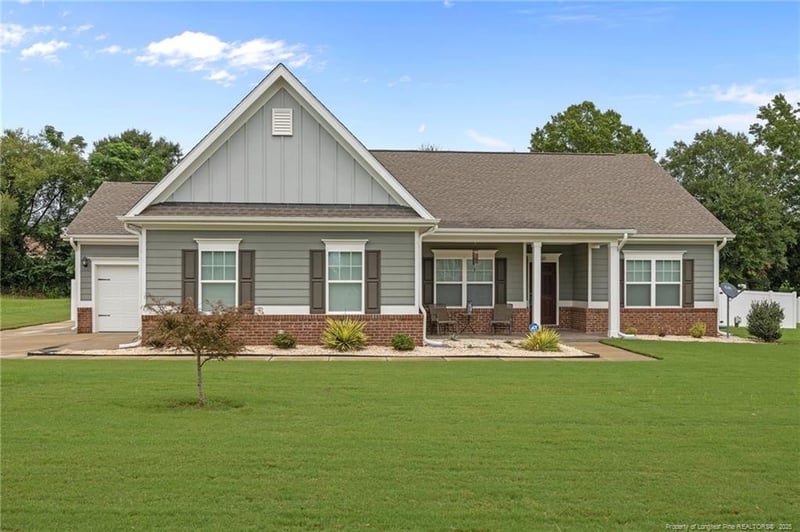 185 Planters Ln, Coats, NC 27521