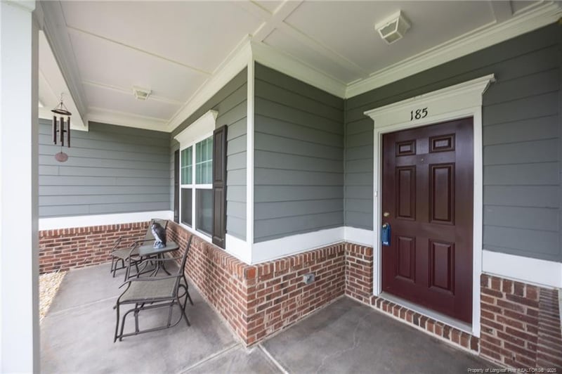 185 Planters Ln, Coats, NC 27521