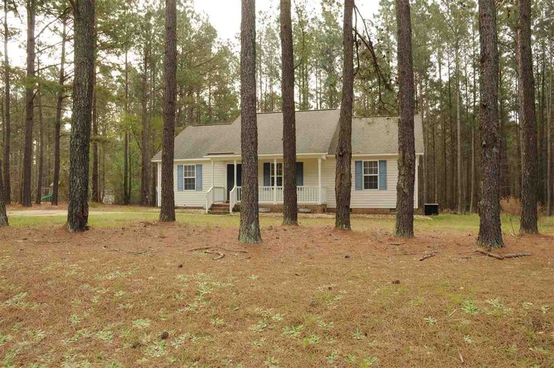 185 Spaniel Ln, Clayton, NC 27520