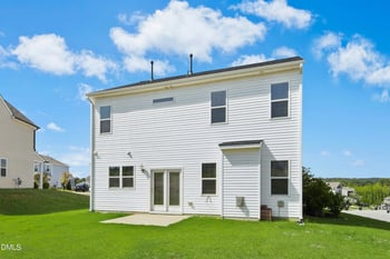 185 Stornoway Ln, Clayton, NC 27527