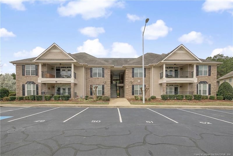 1851 Jennifer Ln #102, Fayetteville, NC 28314