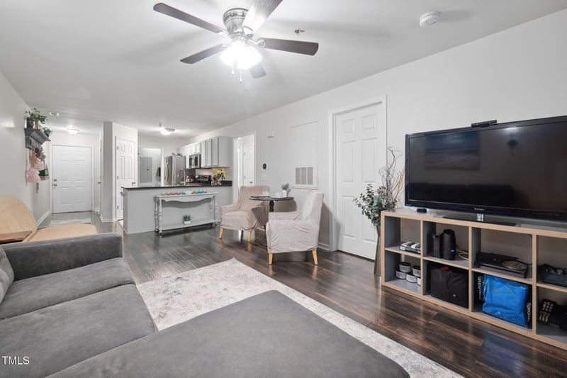 1851 Trailwood Heights Ln #201, Raleigh, NC 27603