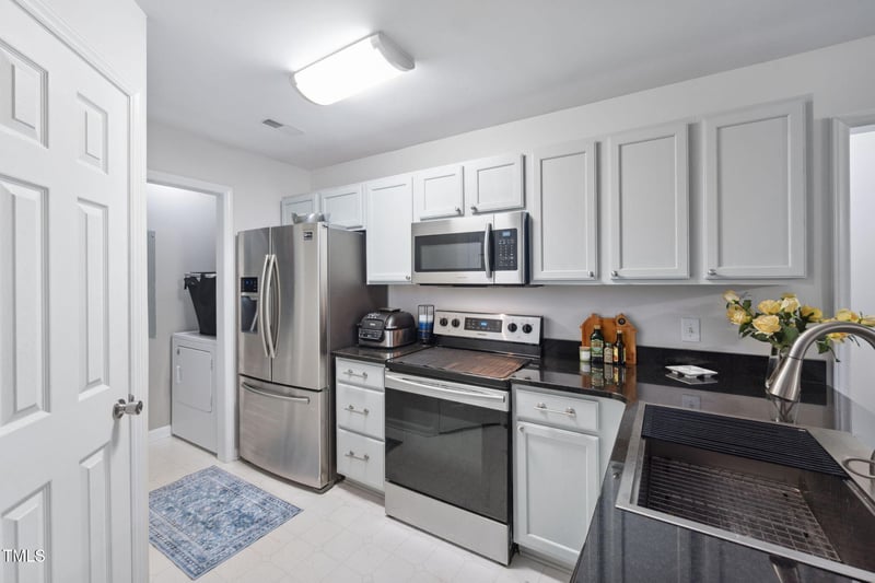 1851 Trailwood Heights Ln #201, Raleigh, NC 27603