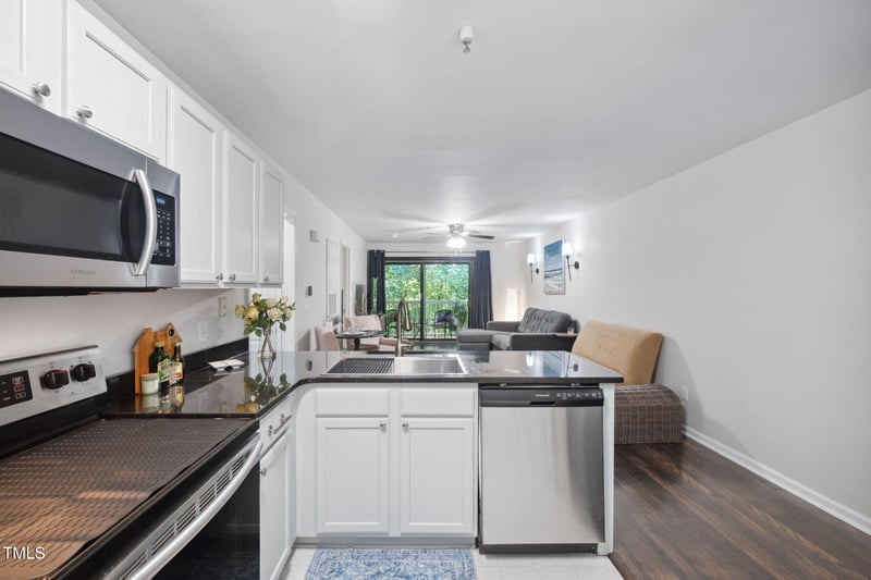 1851 Trailwood Heights Ln #201, Raleigh, NC 27603