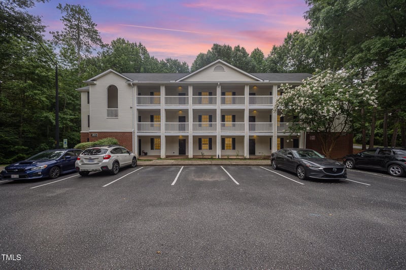 1851 Trailwood Heights Ln #204, Raleigh, NC 27603
