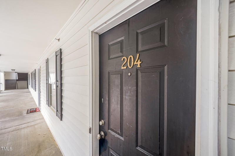 1851 Trailwood Heights Ln #204, Raleigh, NC 27603
