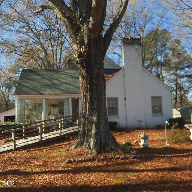 1852 Nc 62 Hwy N, Burlington, NC 27217