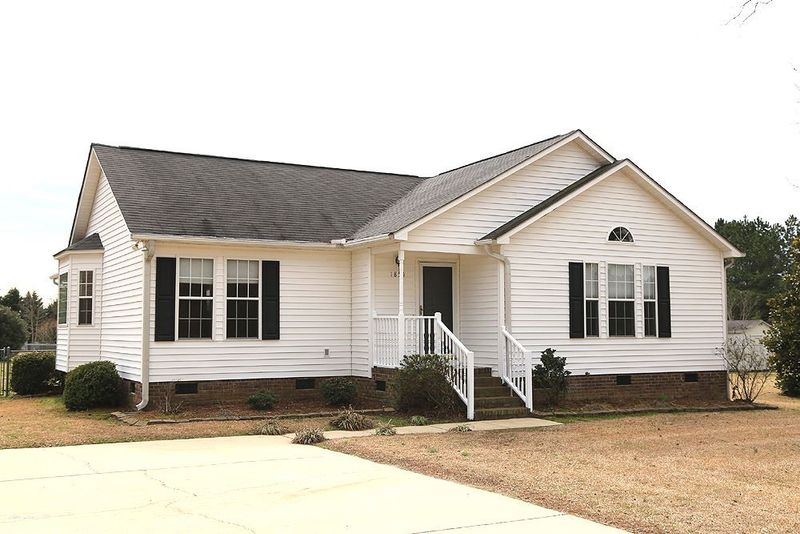 1855 Crantock Rd, Smithfield, NC 27577