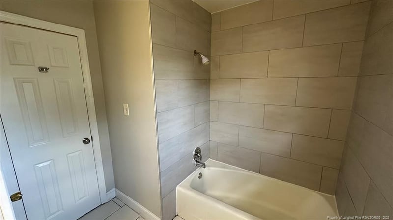 1855 Stanberry St, Fayetteville, NC 28301