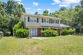 1857 Ashton Rd, Fayetteville, NC 28304