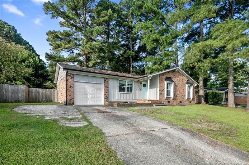 1857 Geiberger Dr, Fayetteville, NC 28303