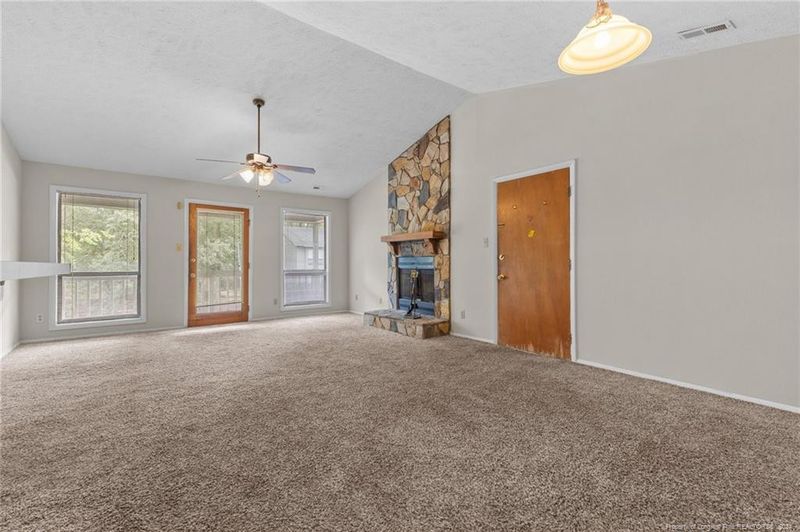 1857 Tryon Dr #8, Fayetteville, NC 28303