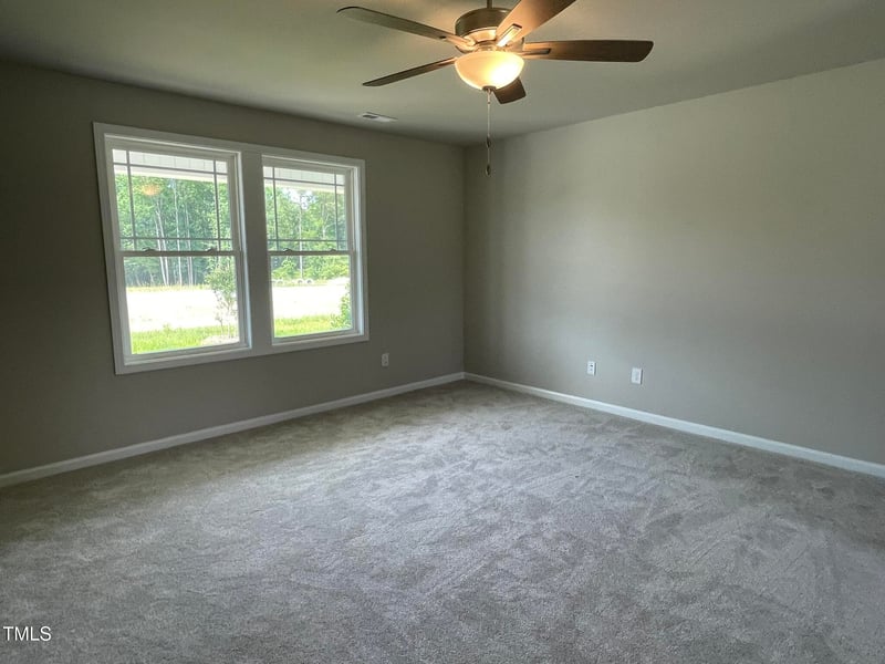 186 Coharie Dr, Lillington, NC 27546