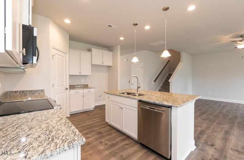 186 Merrifield Ln, Garner, NC 27529