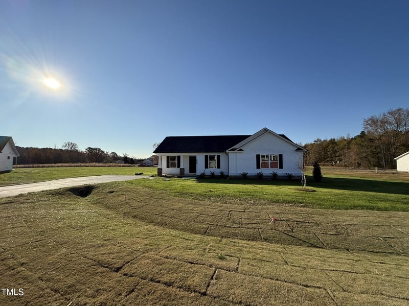 186 Pate Landing Dr, Selma, NC 27576