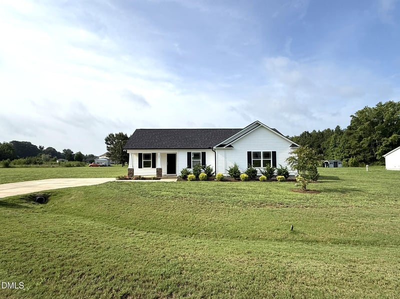186 Pate Landing Dr, Selma, NC 27576