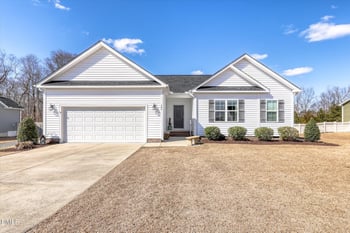 186 Southern Pl, Lillington, NC 27546