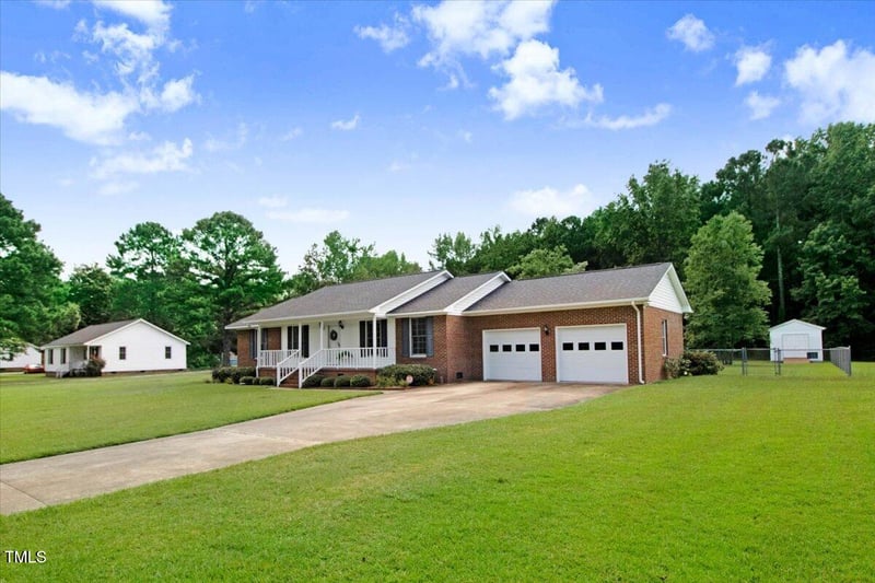 1860 Little Divine Rd #3, Selma, NC 27576