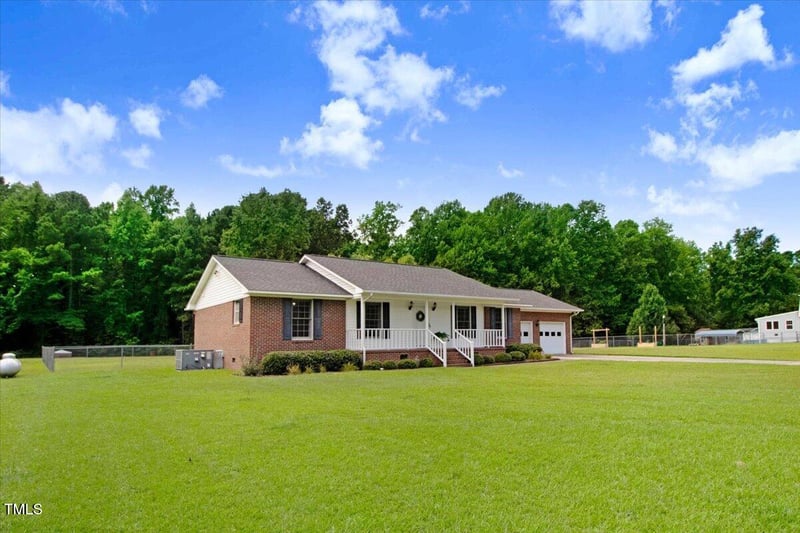 1860 Little Divine Rd #3, Selma, NC 27576
