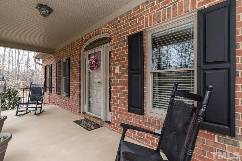 1863 Allen Jarrett Dr, Mebane, NC 27302