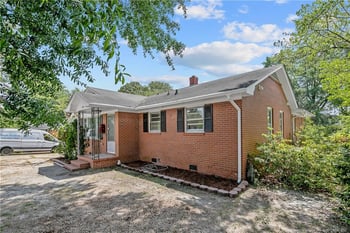 1863 Broadell Dr, Fayetteville, NC 28301