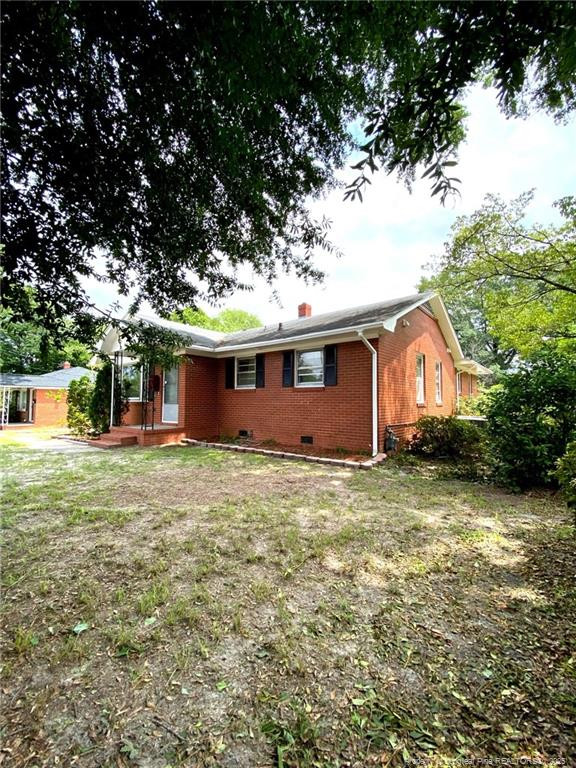 1863 Broadell Dr, Fayetteville, NC 28301