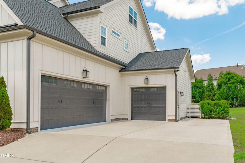1865 Elderbank Dr, Apex, NC 27502