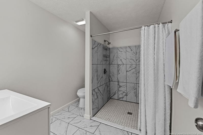 1865 Tryon Dr #D/4, Fayetteville, NC 28303