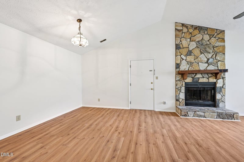 1866 Tryon Dr #5, Fayetteville, NC 28303