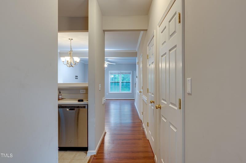 1868 Birmingham Dr, Hillsborough, NC 27278