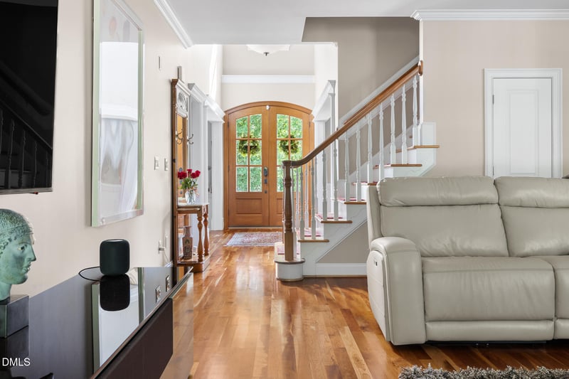 187 Broad Leaf Ct, Chapel Hill, NC 27517