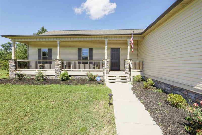 187 Creech Place Dr, Benson, NC 27504