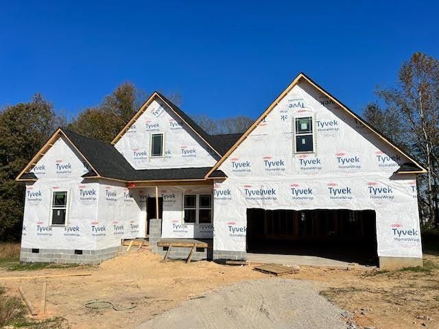 187 Hartwell Ct, Zebulon, NC 27597