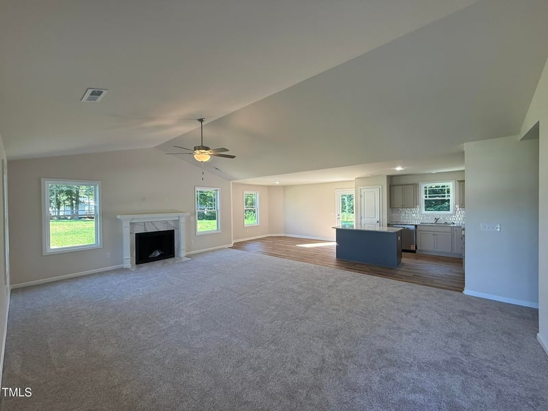187 Oakfield Trace Dr, Four Oaks, NC 27524