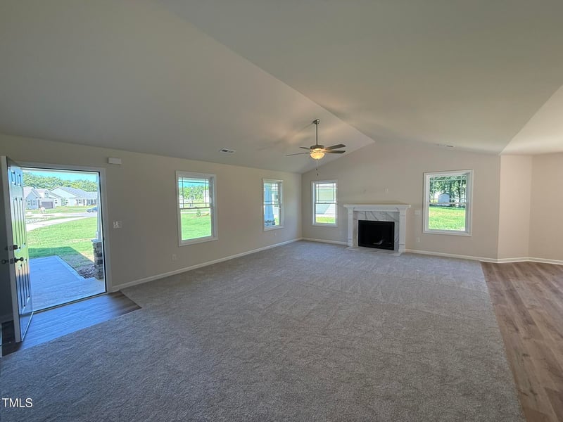 187 Oakfield Trace Dr, Four Oaks, NC 27524