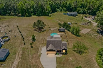 187 Old Johnson Rd, Wendell, NC 27591