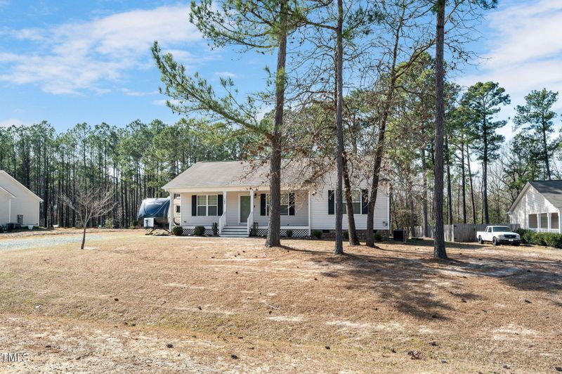 187 Saw Mill Dr, Four Oaks, NC 27524