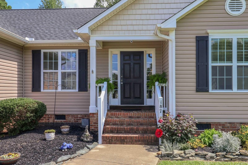 187 Tangueray Dr, Smithfield, NC 27577