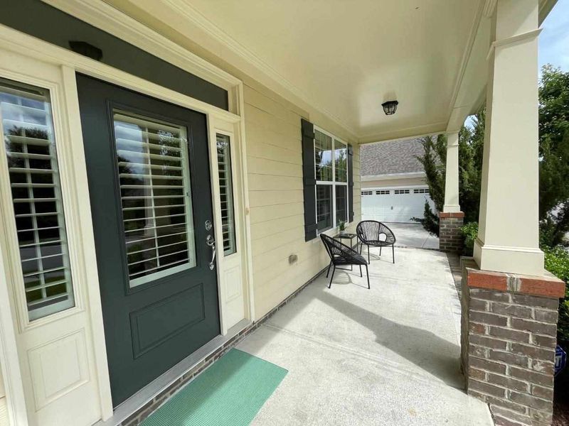 187 Wildwind Dr, Chapel Hill, NC 27516