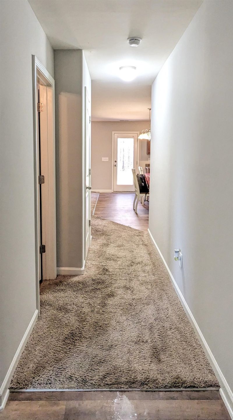 1870 Northside Dr, Burlington, NC 27217