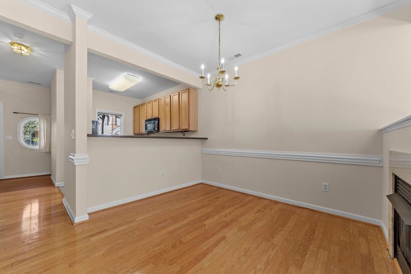1872 Birmingham Dr, Hillsborough, NC 27278