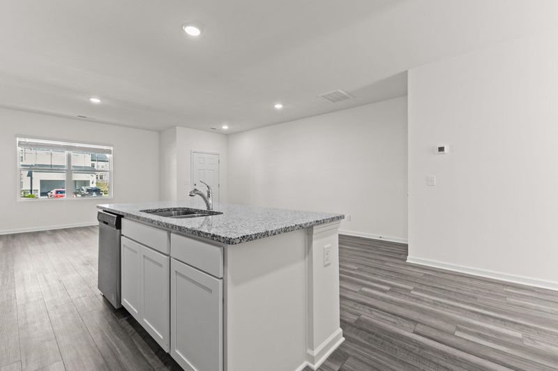 1872 Knights Crest Way, Wake Forest, NC 27587