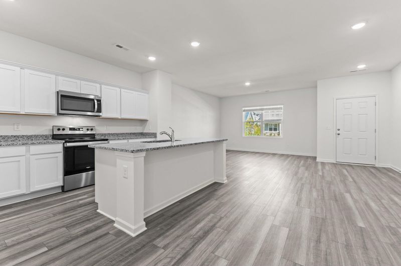 1872 Knights Crest Way, Wake Forest, NC 27587
