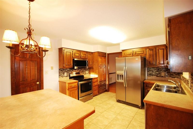 1873 Old Us 421, Lillington, NC 27546