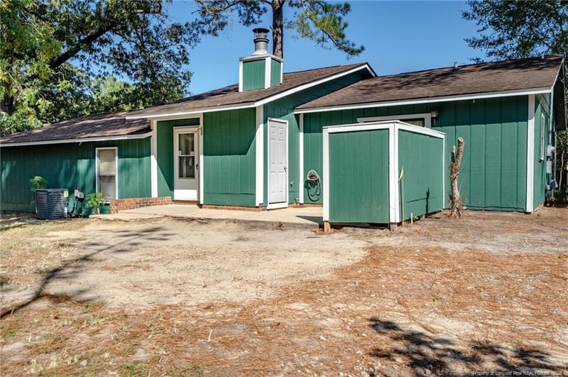 1874 Rim Rd, Fayetteville, NC 28314
