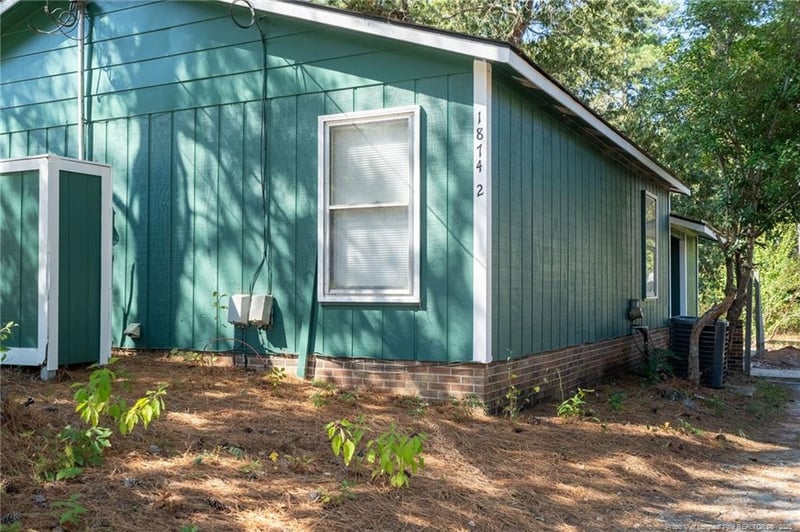 1874 Rim Rd, Fayetteville, NC 28314