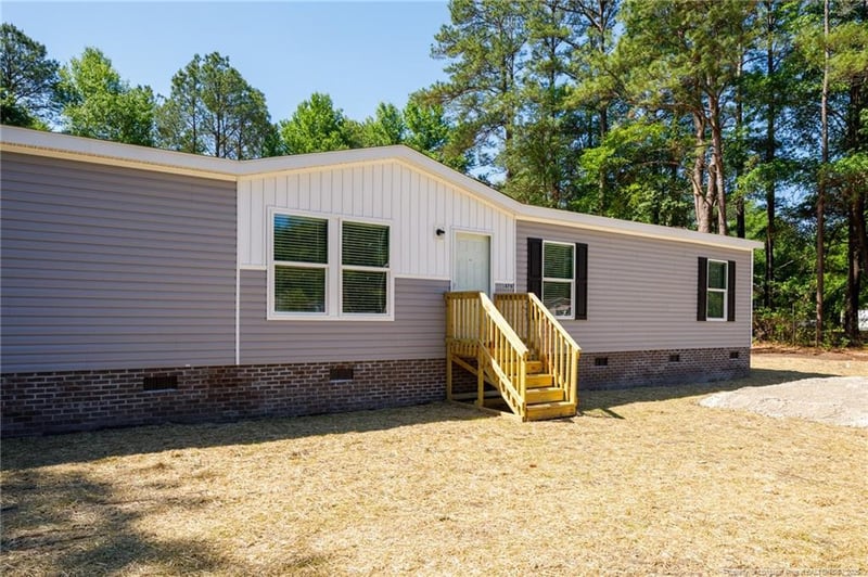 1878 Gumberry Ct, Hope Mills, NC 28348