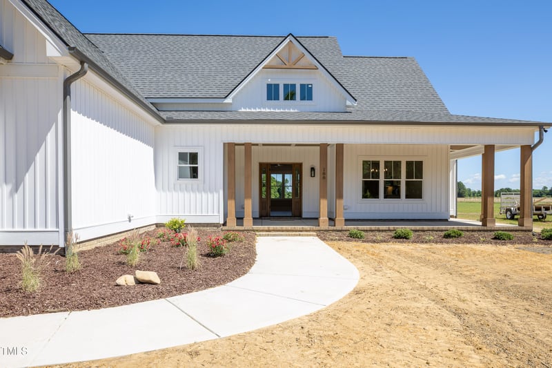 188 Banner Elk Rd, Benson, NC 27504