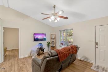 188 Bridges Ln, Youngsville, NC 27596
