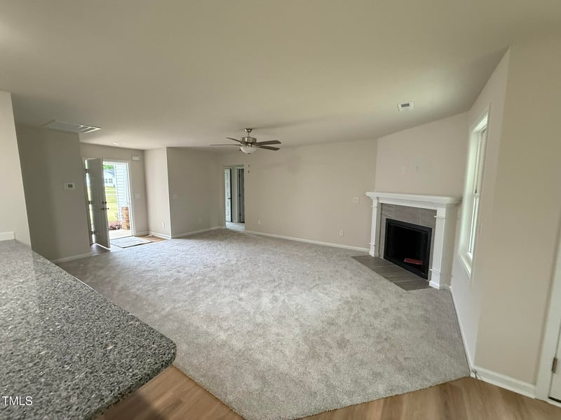 188 Oakfield Trace Dr, Four Oaks, NC 27524